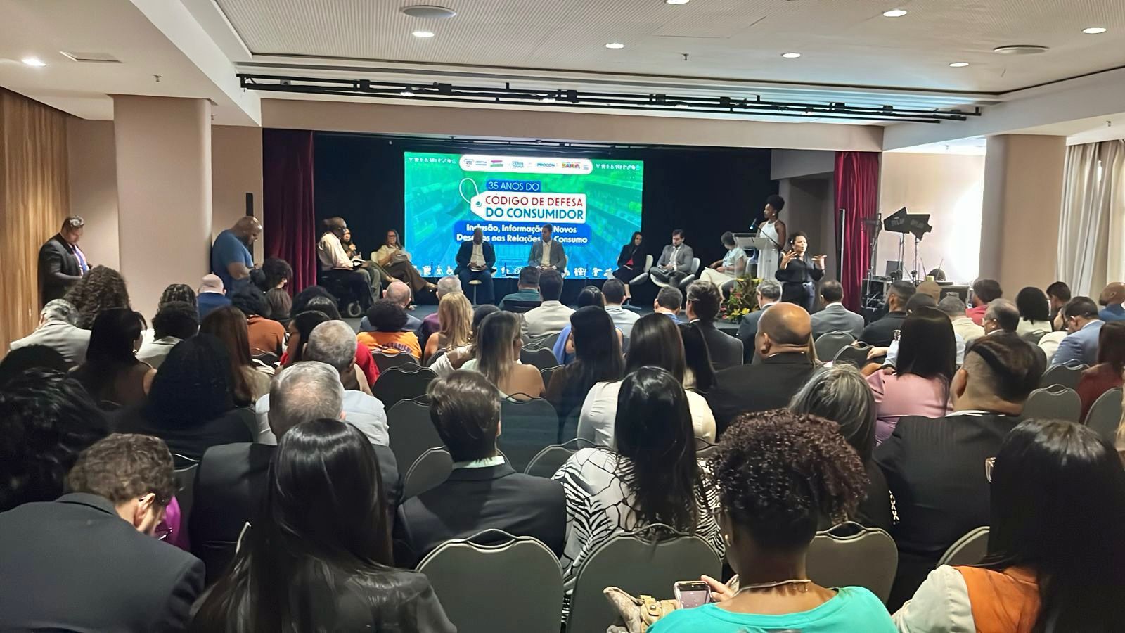 Procon Juazeiro marca presença na celebração dos 35 anos do Código de Defesa do Consumidor