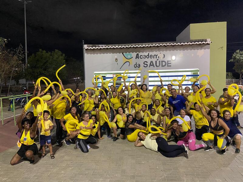 Secretaria de Saúde promove noite de dança e bem-estar em alusão ao Setembro Amarelo na Academia da Saúde em Juazeiro