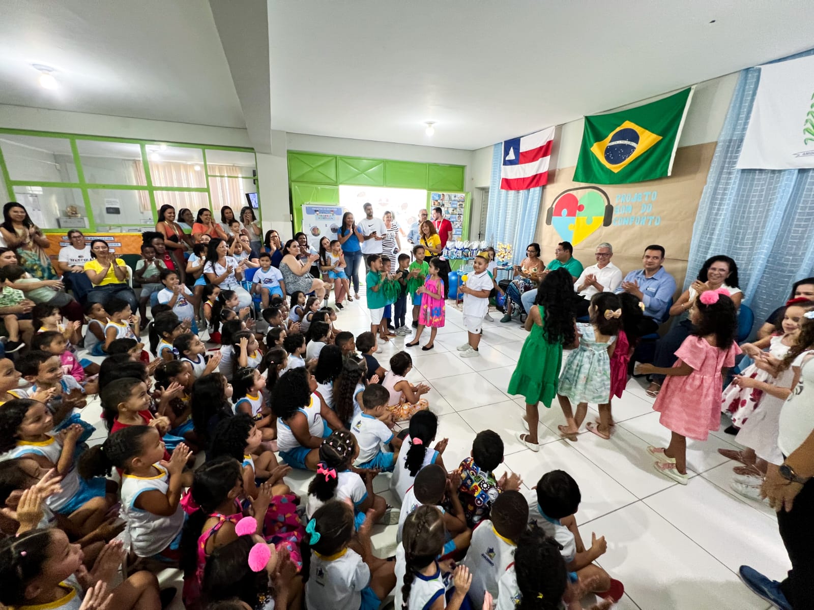 Som do Conforto leva abafadores de som e mais inclusão a crianças autistas em Juazeiro