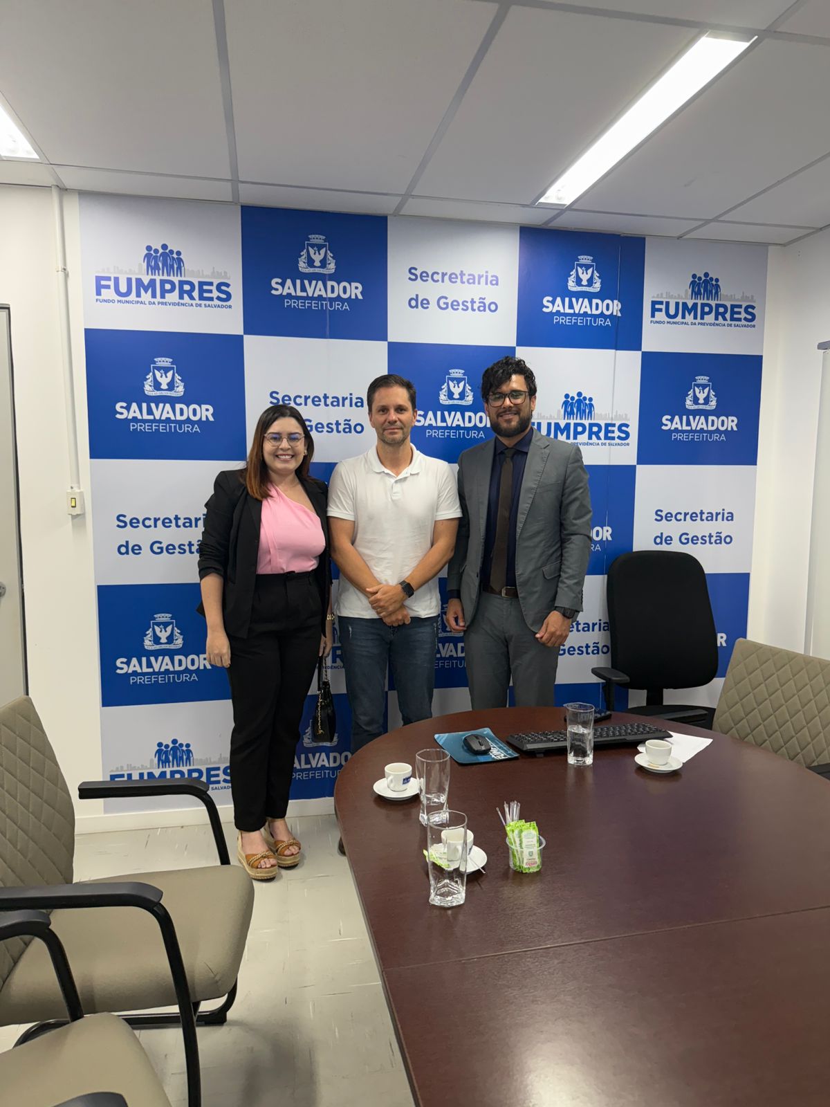 IPJ realiza visita institucional à FUMPRES e fortalece diálogo sobre gestão previdenciária