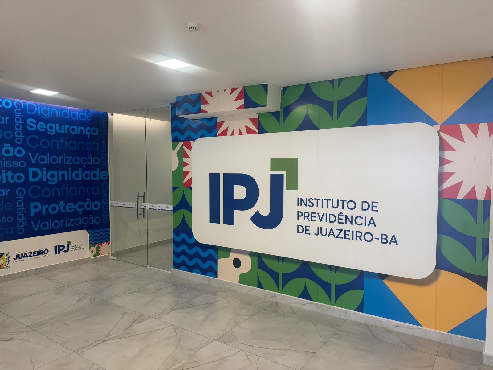 IPJ antecipa pagamento da folha e injeta quase R$ 4 milhões na economia de Juazeiro