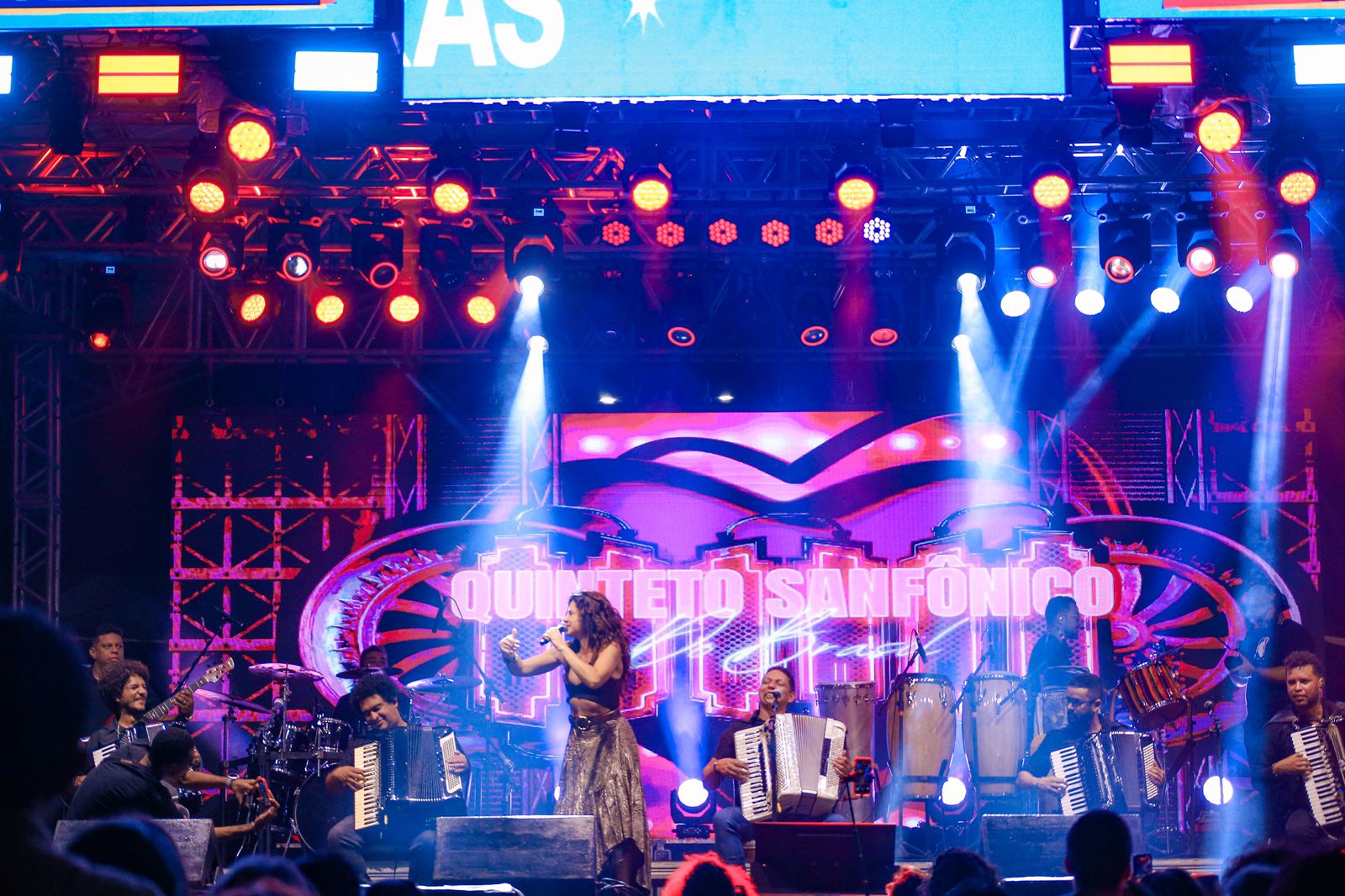 Maior Feira Literária do Nordeste: Entre tambores e sanfonas, a terceira noite do Juá Literária celebra a alma africana e nordestina do povo juazeirense