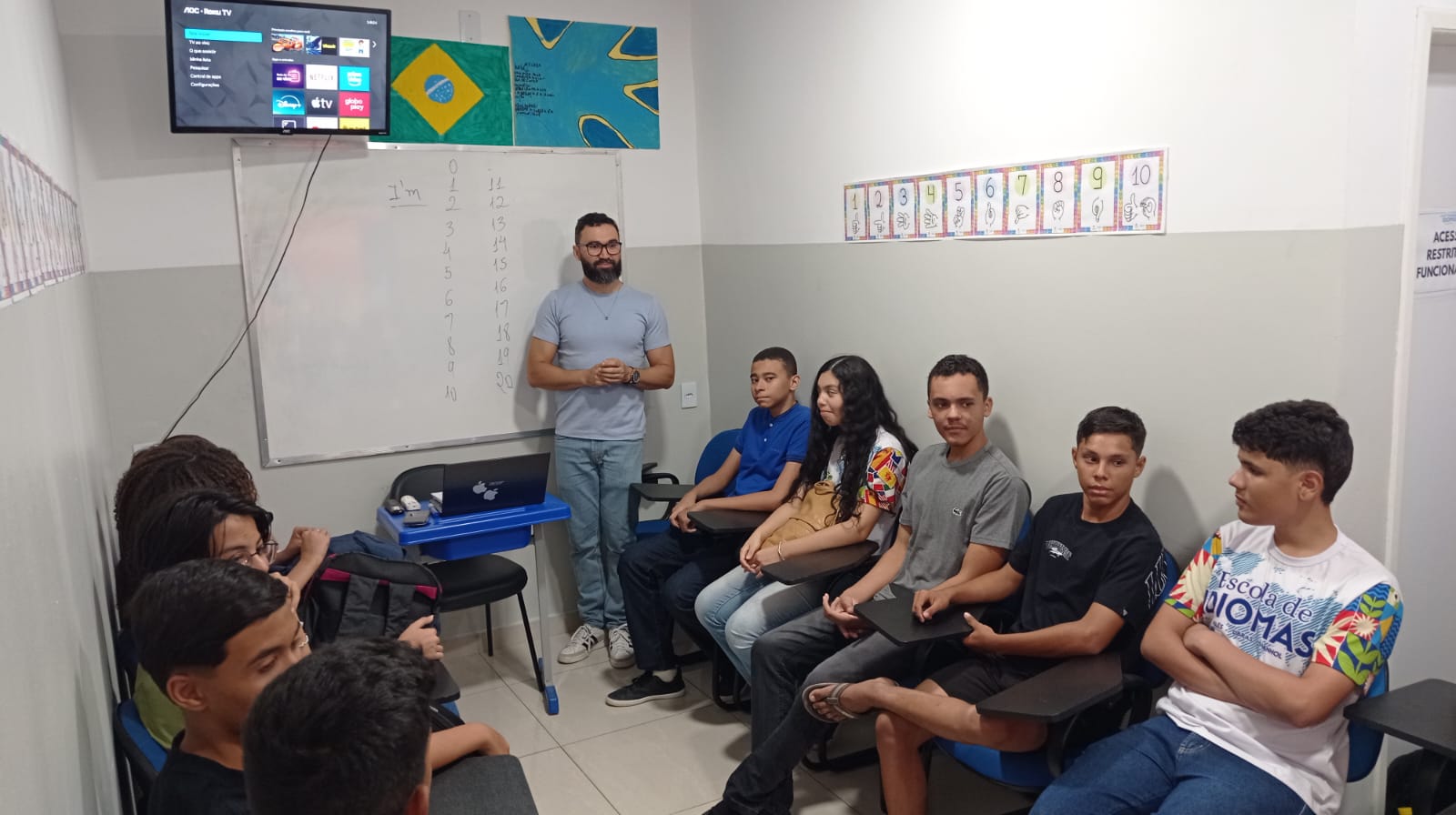 Juazeiro pelo Mundo: Intercambistas iniciam curso intensivo de Inglês