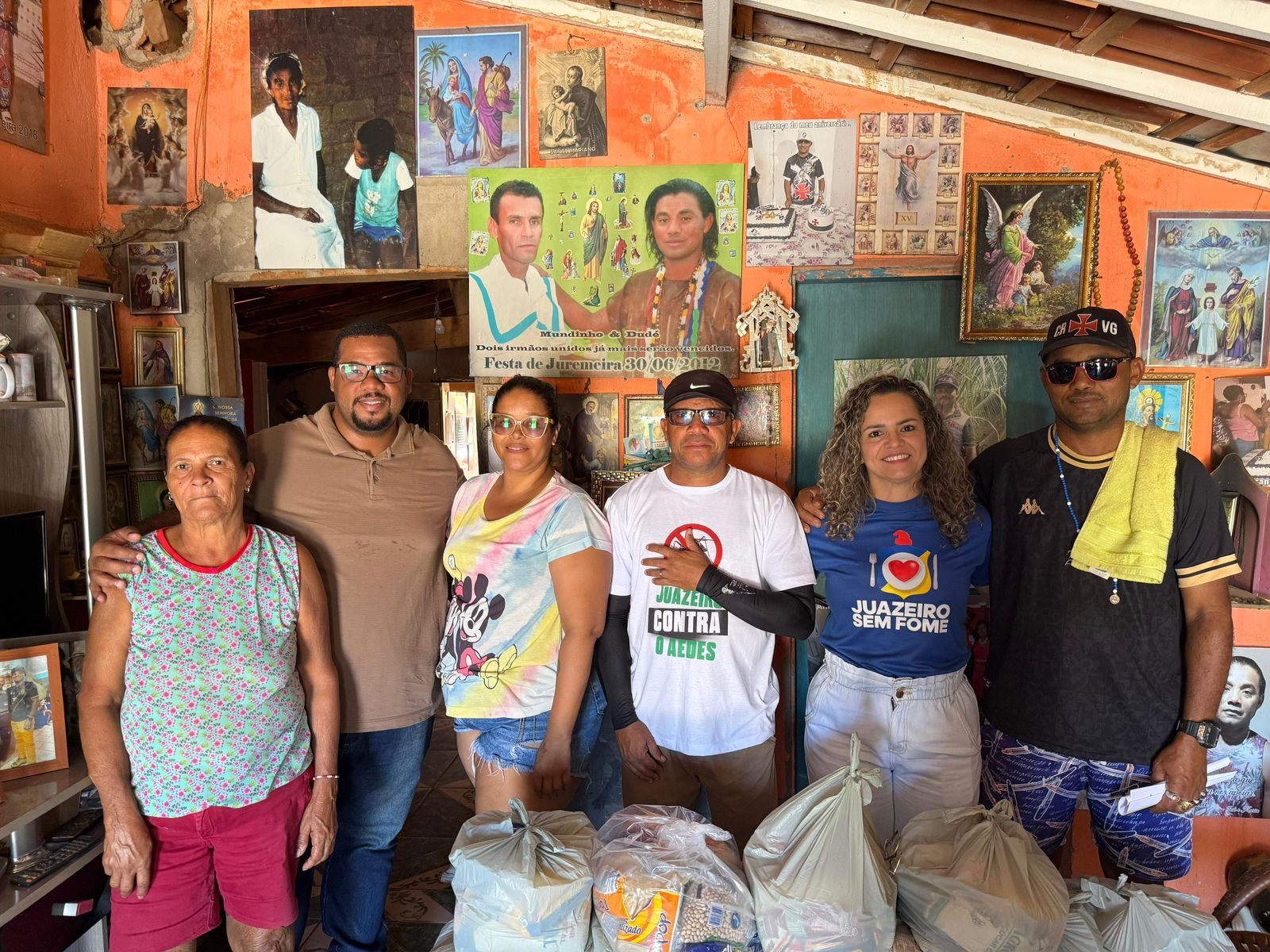 Mês da Consciência: Prefeitura de Juazeiro fortalece ações do Novembro Negro com entrega de alimentos a comunidades tradicionais em Carnaíba do Sertão