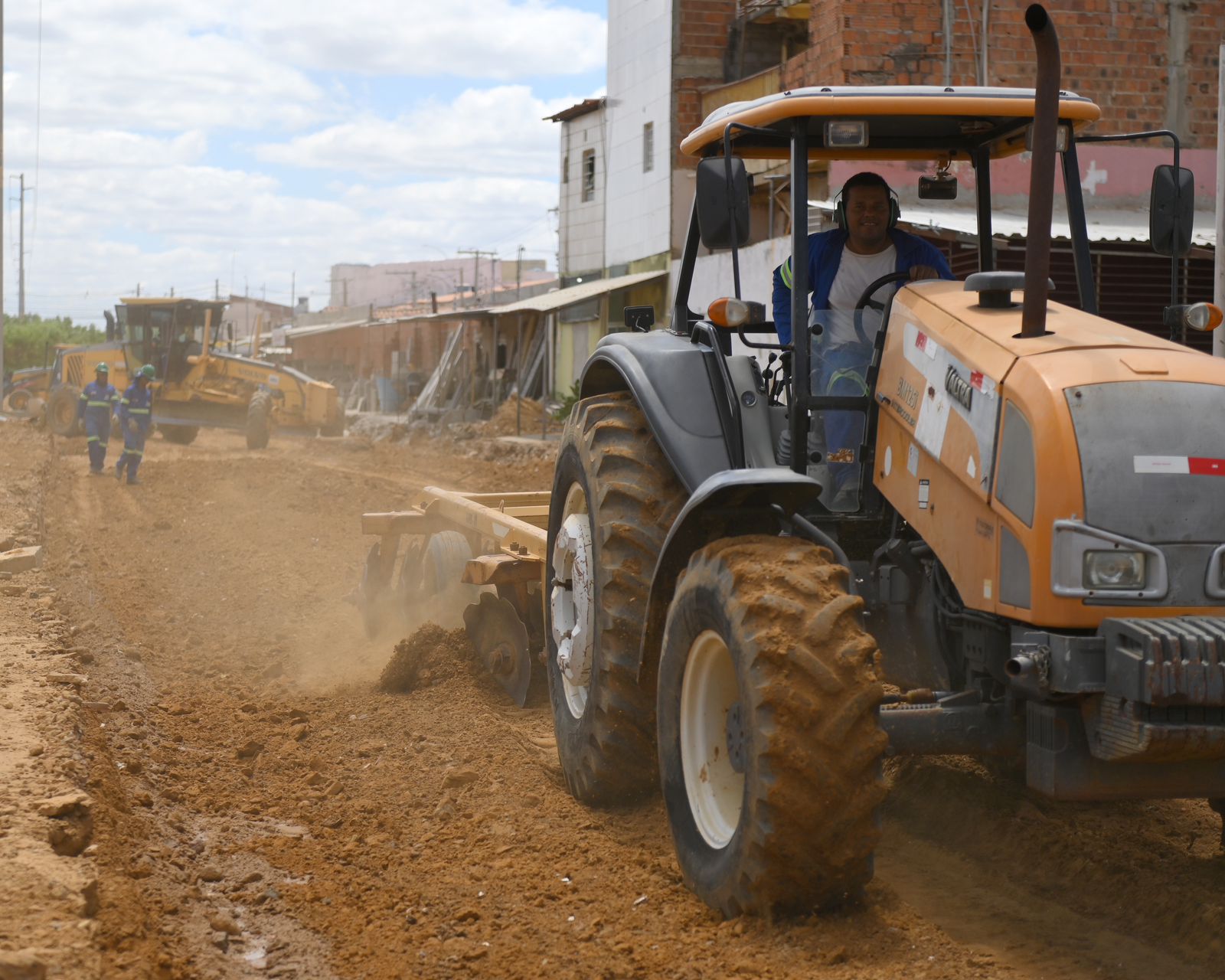 ProJua transforma a Avenida Ozelina Dias e impulsiona o desenvolvimento na região dos bairros Alto da Maravilha, Maria Goretti e Lomanto Júnior