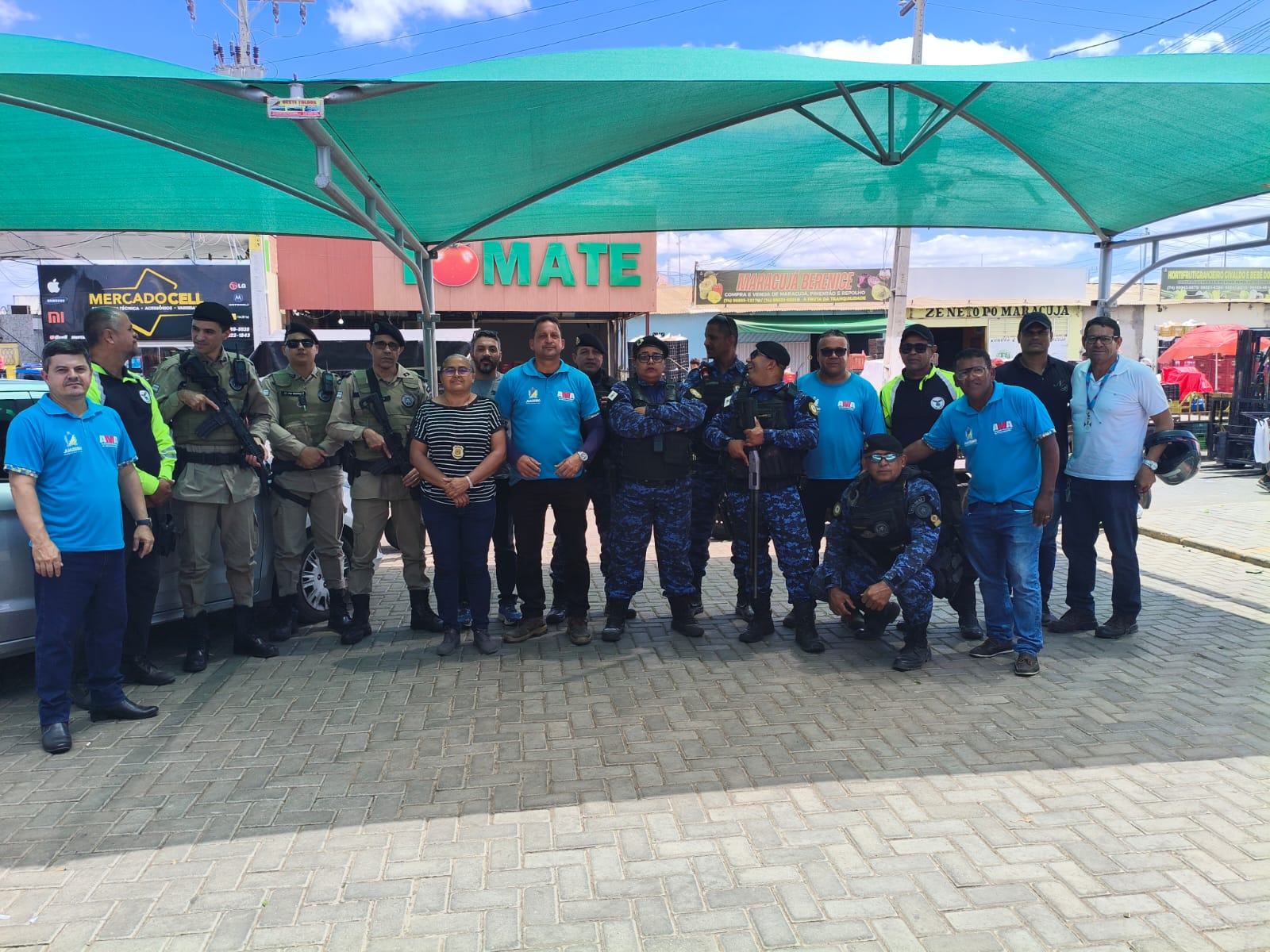 AMA realiza operação conjunta para reforçar segurança e organização no Mercado do Produtor