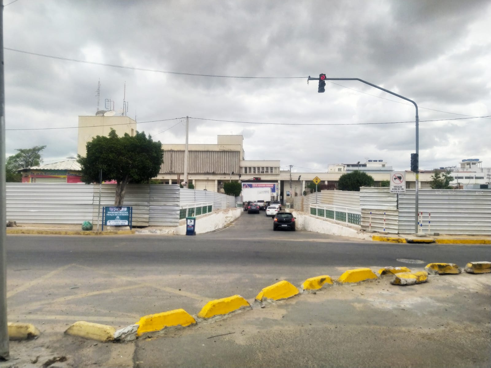 Complexo Viário de Juazeiro: DNIT conclui demolição da Banca próximo aos Correios e anuncia interdição de novo pontilhão para continuidade das obras