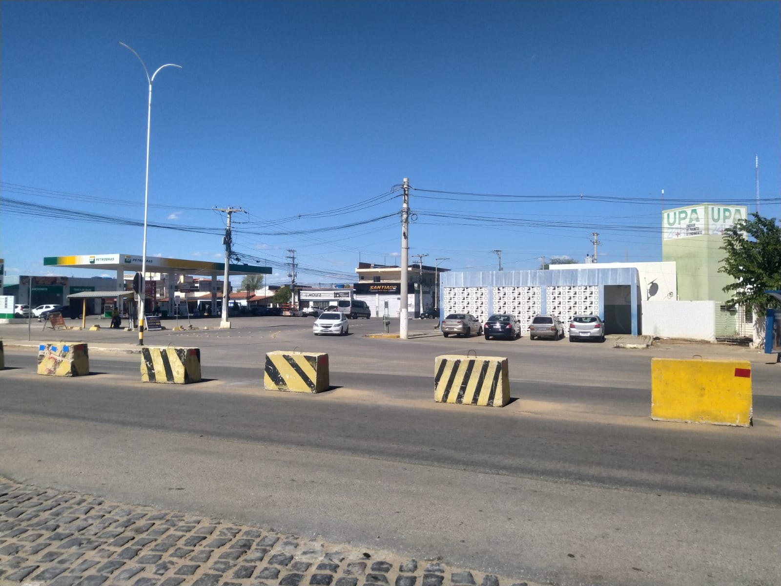 Complexo Viário de Juazeiro: DNIT instala barreira de concreto na BR-407 próximo à UPA