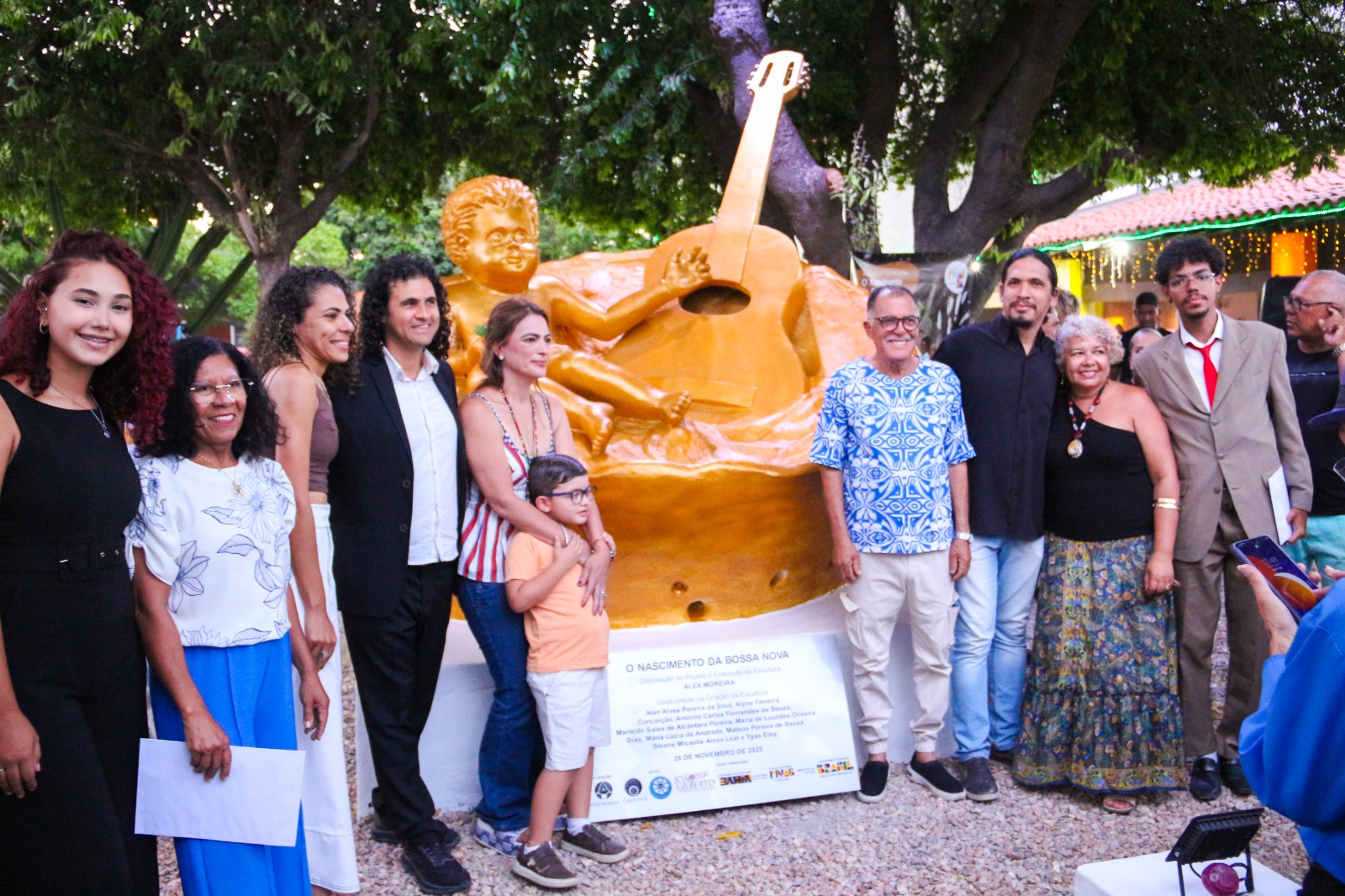 Festival A Bossa! abre programação com inauguração da escultura “O Nascimento da Bossa Nova” em Juazeiro