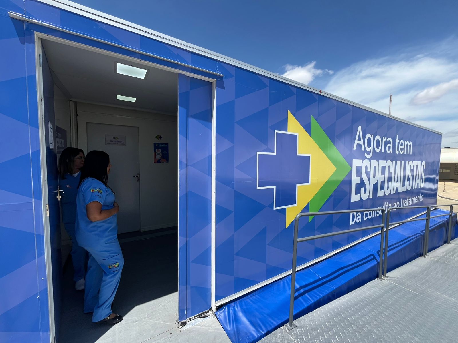 Cuidado integral e atendimentos especializados: Unidade Móvel Saúde da Mulher oferta serviços de ginecologia e mastologia para mulheres de Juazeiro