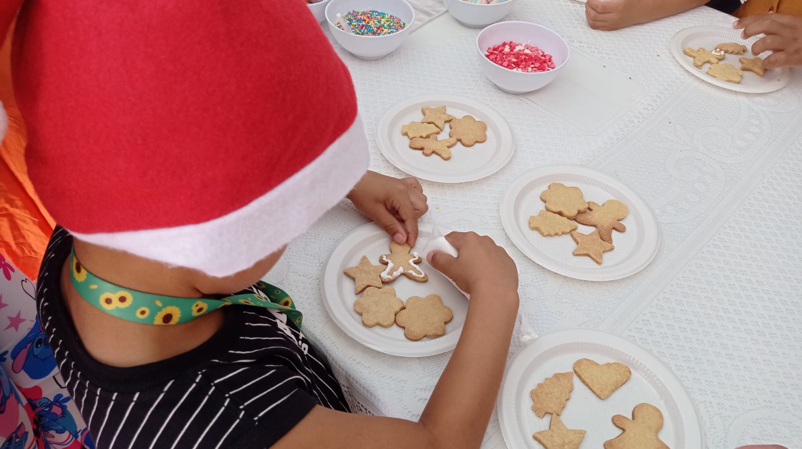 Oficinas de artes fortalecem inclusão e desenvolvimento de crianças atendidas no Espaço Humanizar
