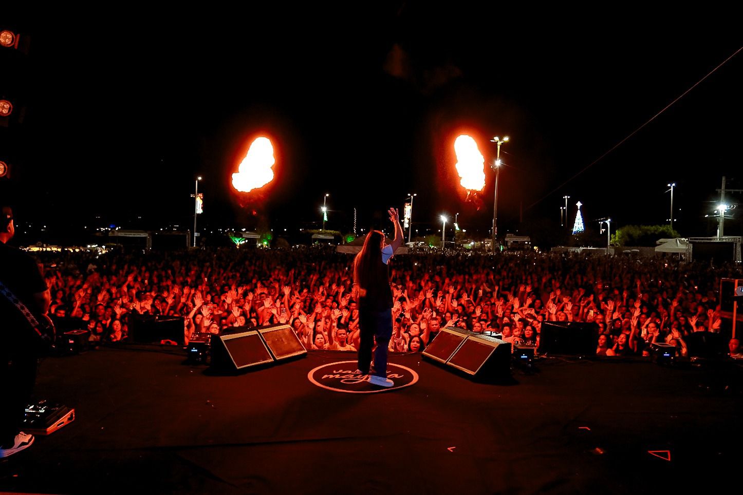 Celebra Juazeiro reúne fé, famílias e solidariedade em uma noite marcada por emoção na Orla II