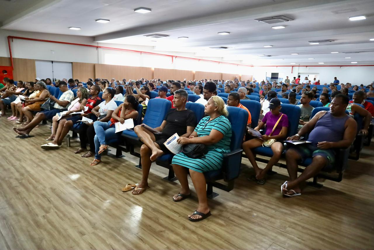Com foco na segurança e no ordenamento, ambulantes participam de treinamento para o Carnaval 2026 em Juazeiro