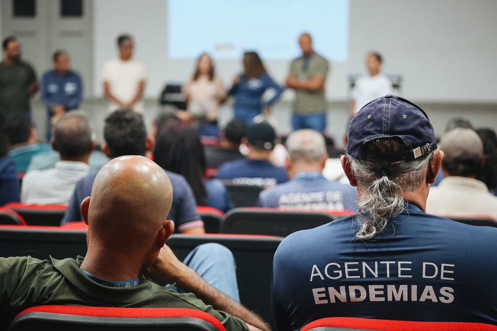 Sesau realiza formação para agentes de endemias sobre novas estratégias de combate ao Aedes aegypti em Juazeiro