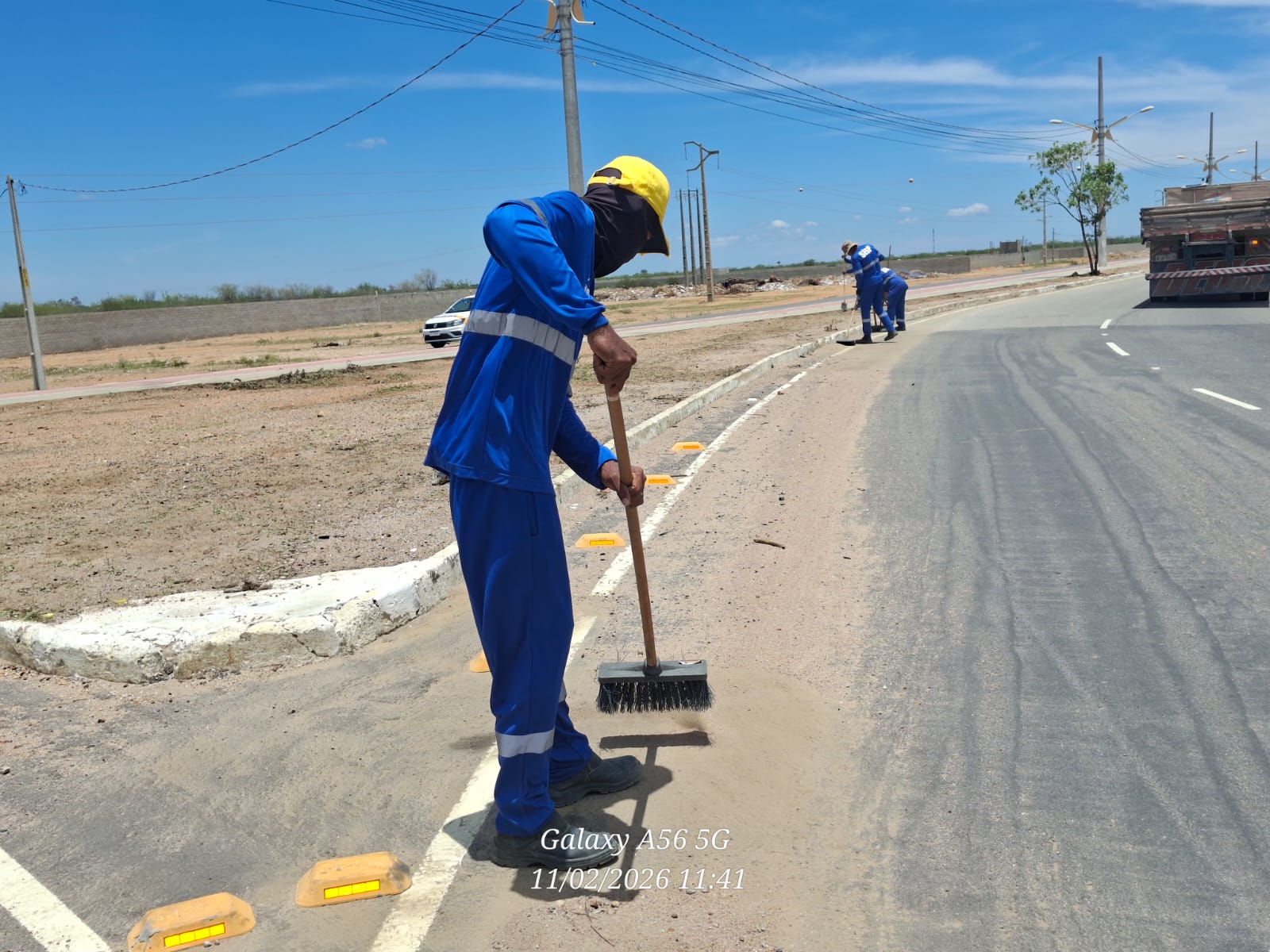 Juazeiro Limpa avança com frentes diárias de limpeza e manutenção em diversos bairros de Juazeiro