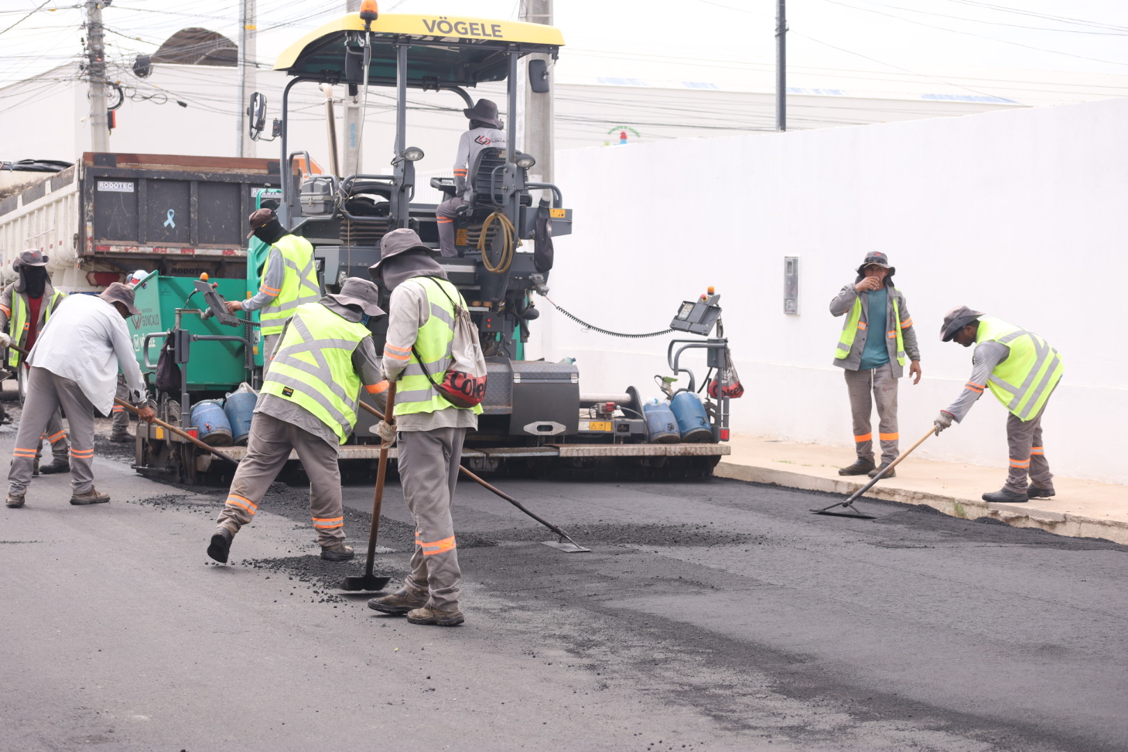 ProJua: Prefeitura de Juazeiro pavimenta ruas no Maria Goretti e amplia mobilidade