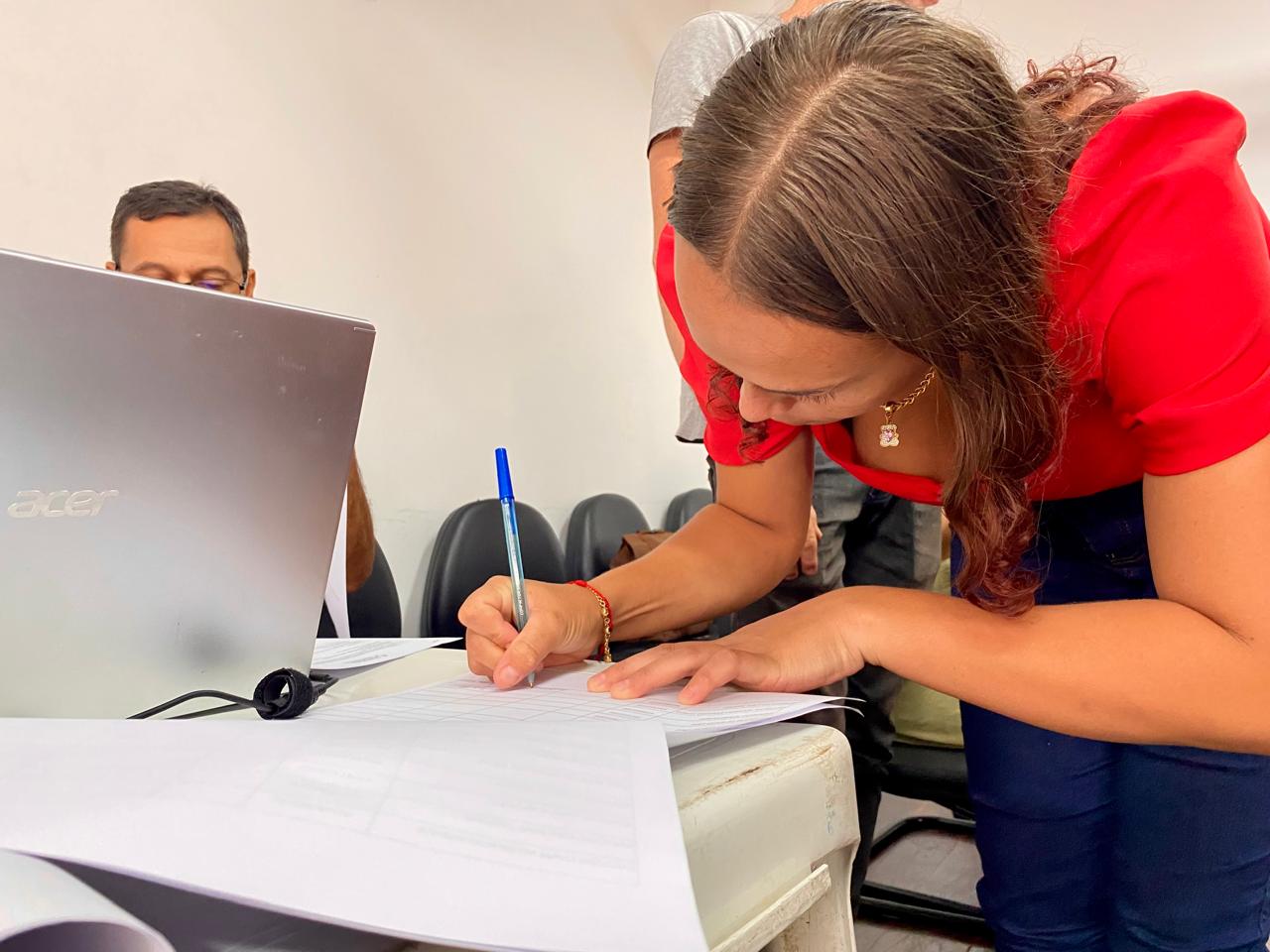 Comida na mesa de quem mais precisa e renda no campo: Juazeiro formaliza nova etapa do PAA com agricultores familiares