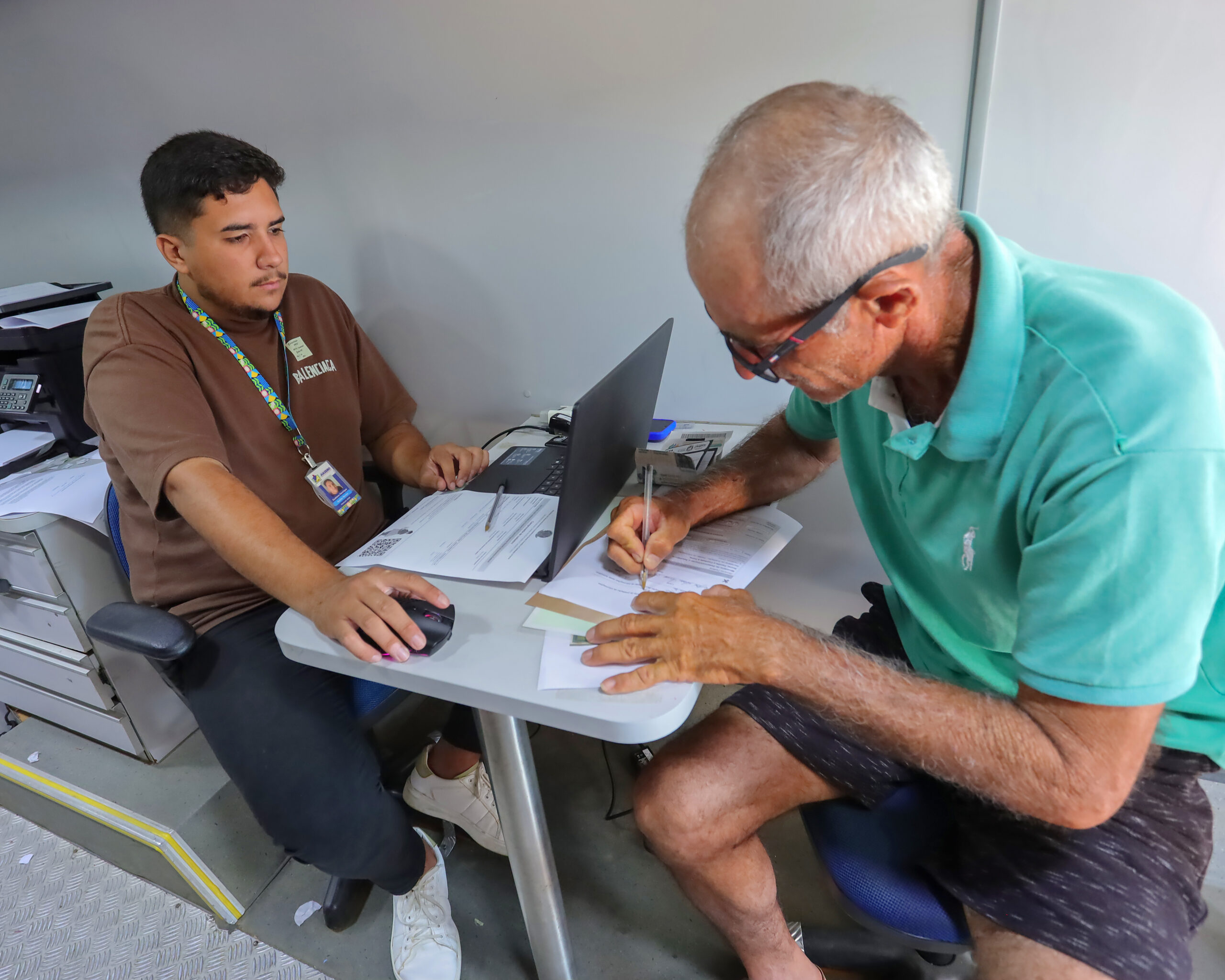 Prefeitura Presente leva serviços de assistência social e garantia de direitos a Carnaíba do Sertão neste sábado (25)