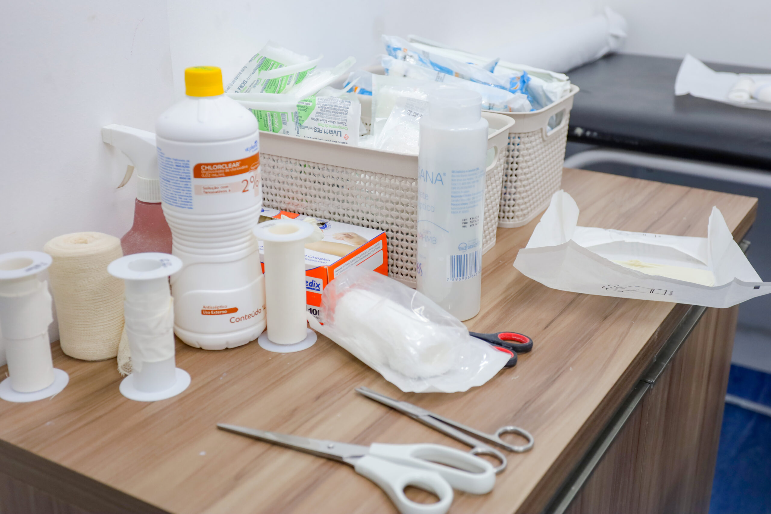 Policlínica Municipal de Juazeiro adota tecnologia inédita para acelerar cicatrização de lesões