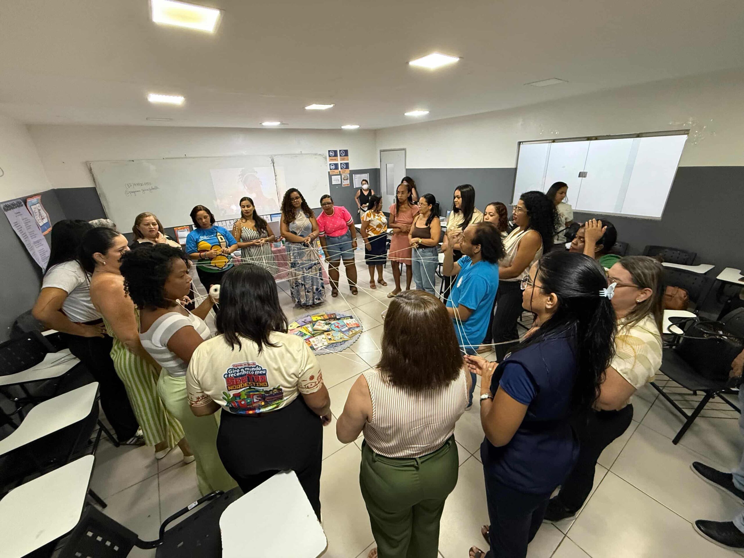 Prefeitura de Juazeiro inicia ciclo formativo do Alfabetiza Juazeiro para professores da rede municipal