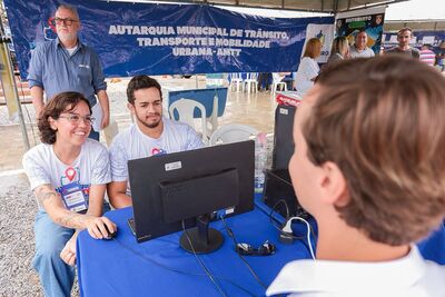 AMTT leva serviços essenciais de trânsito ao Prefeitura Presente em Carnaíba do Sertão neste sábado (25)