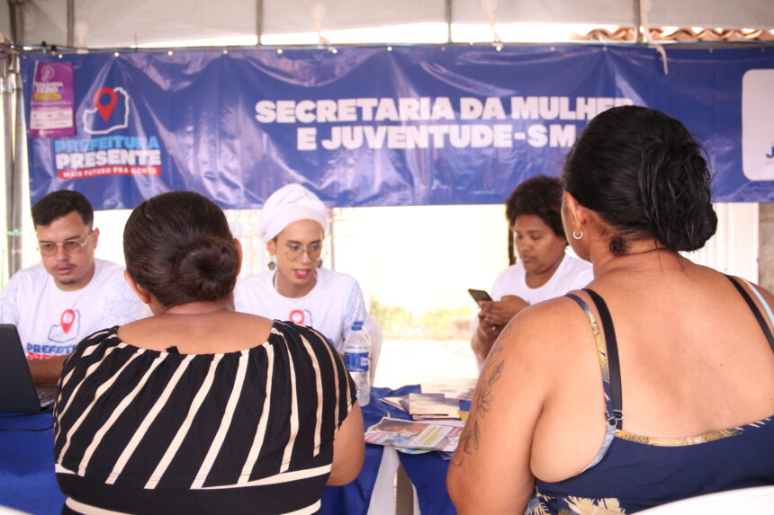 SMJ leva serviços de cidadania e inclusão para mulheres e jovens na edição do Prefeitura Presente em Lagoa do Salitre
