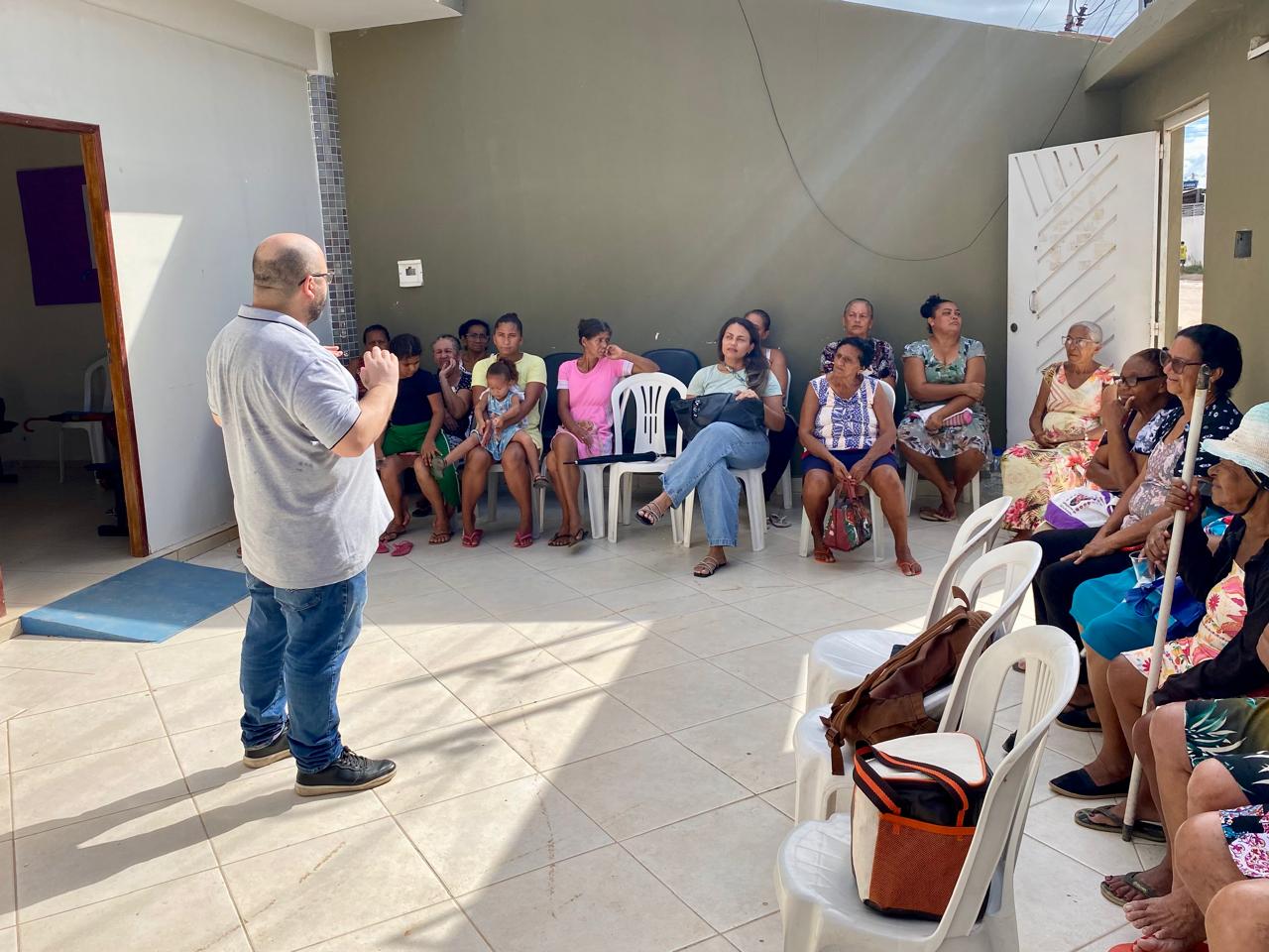 Prefeitura de Juazeiro encerra Abril Azul com roda de conversa no CRAS Itaberaba