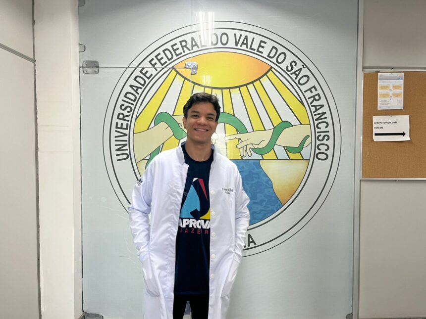 ’Serei o primeiro médico da minha família’: Aprova Juazeiro transforma sonho em realidade e abre caminhos para o ensino superior