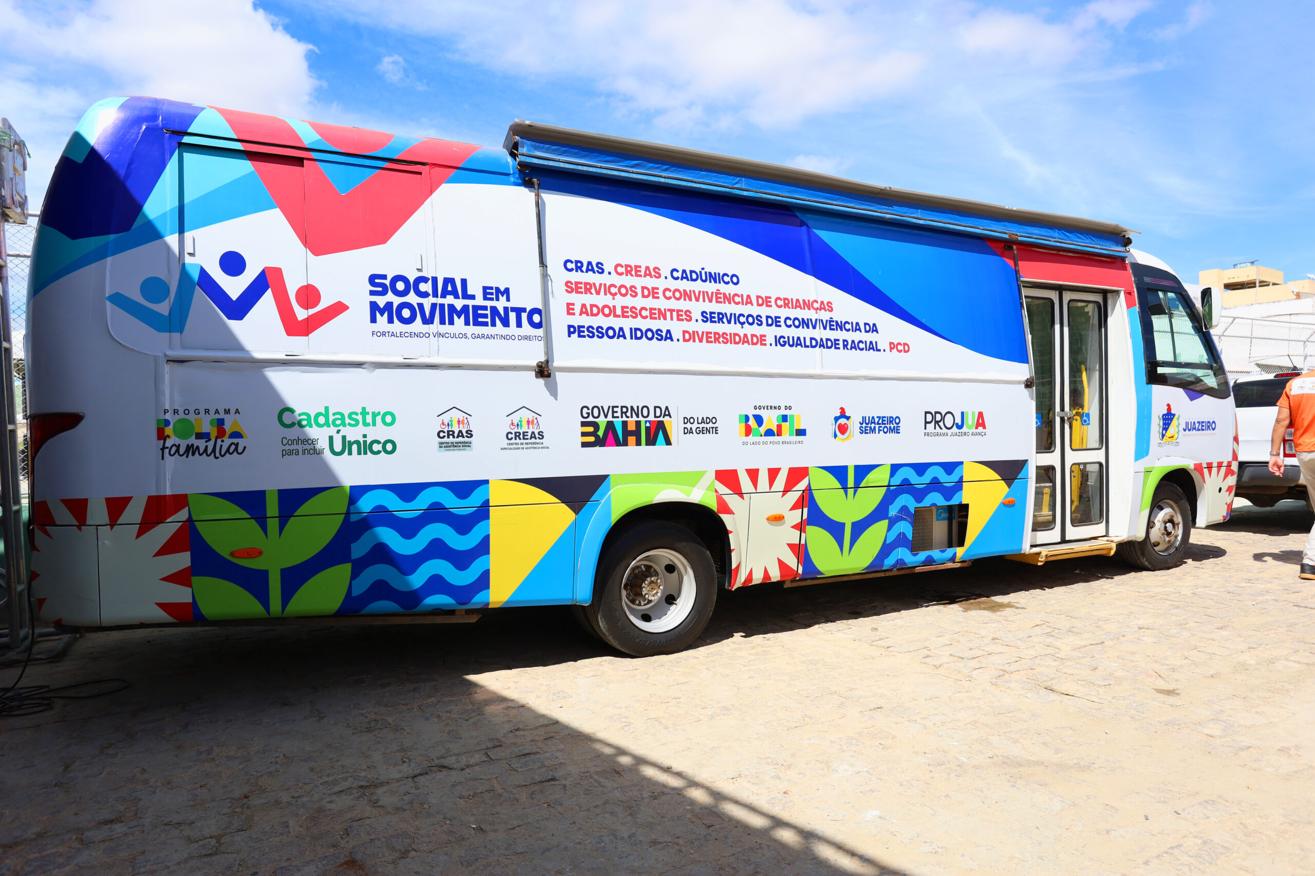 Prefeitura de Juazeiro aproxima serviços sociais de atletas e famílias na 1ª Copa Futebol de Base