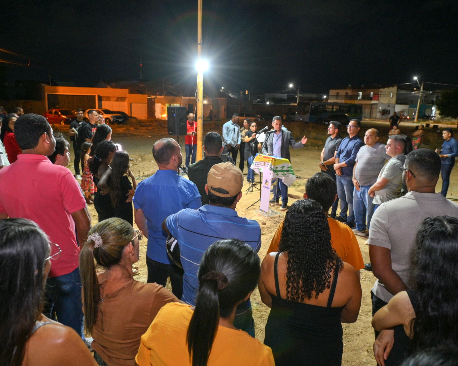 Prefeitura de Juazeiro autoriza construção da Praça do Jardim Flórida e garante pavimentação no bairro