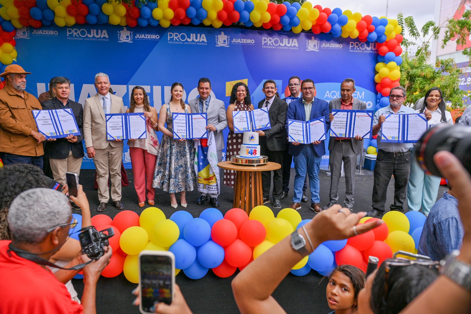 Aniversário de 148 anos de Juazeiro é marcado por anúncio de mais de R$ 24 milhões em 26 investimentos para a educação