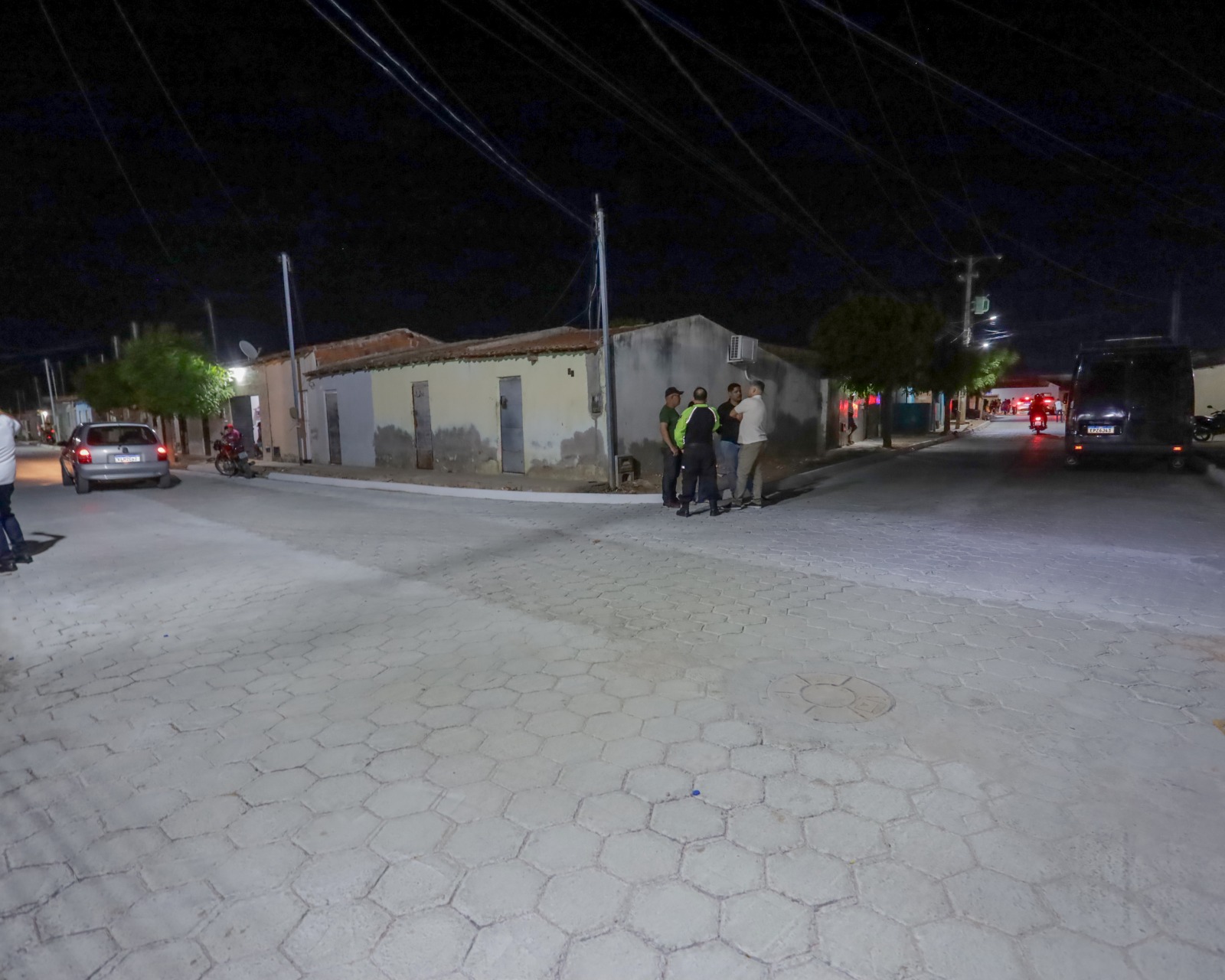 Após mais de 50 anos de espera dos moradores, Prefeitura entrega primeira etapa da pavimentação do bairro Itaberaba dentro do programa Projua