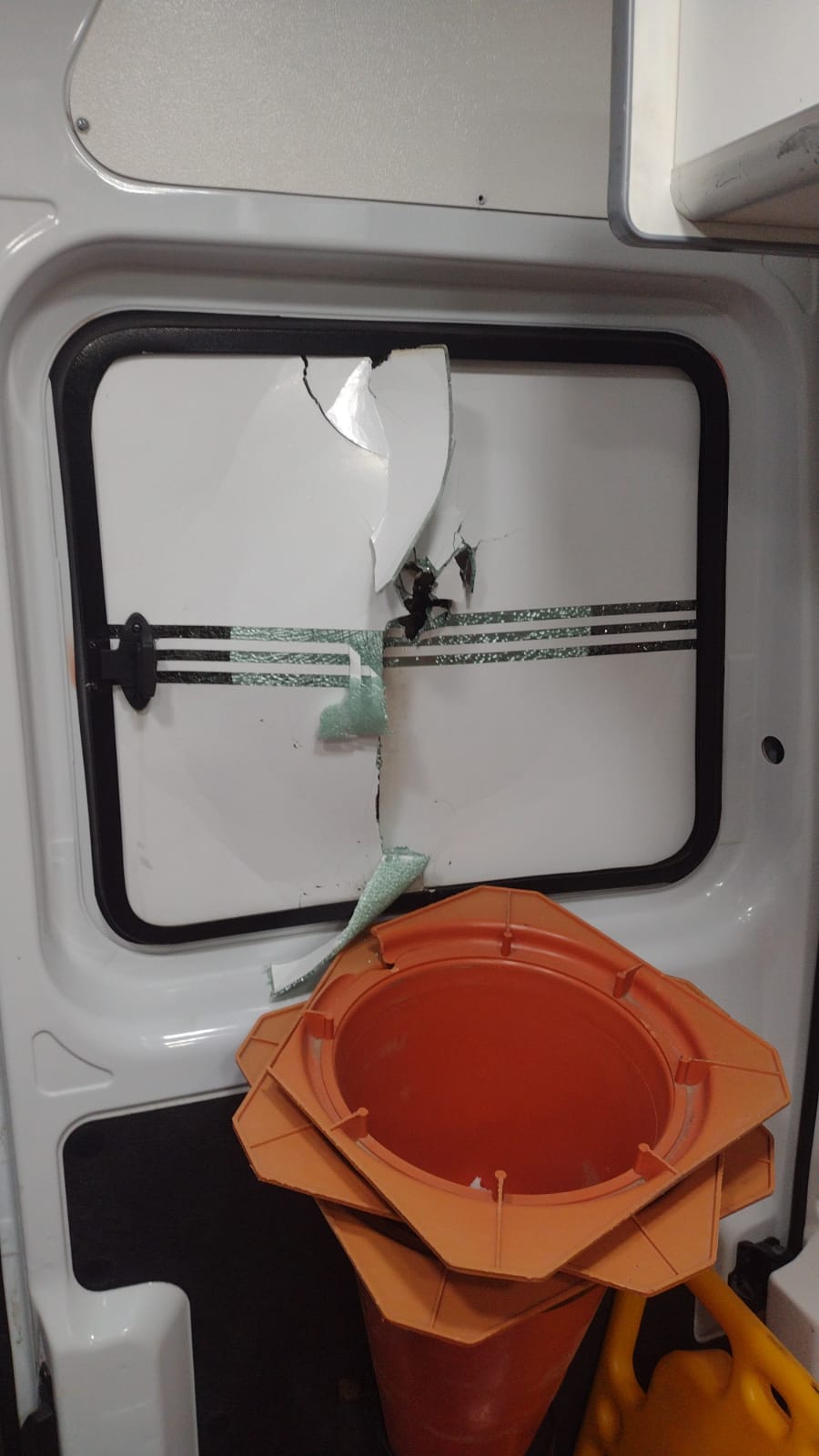 Prefeitura de Juazeiro repudia vandalismo a ambulância do SAMU durante atendimento de urgência
