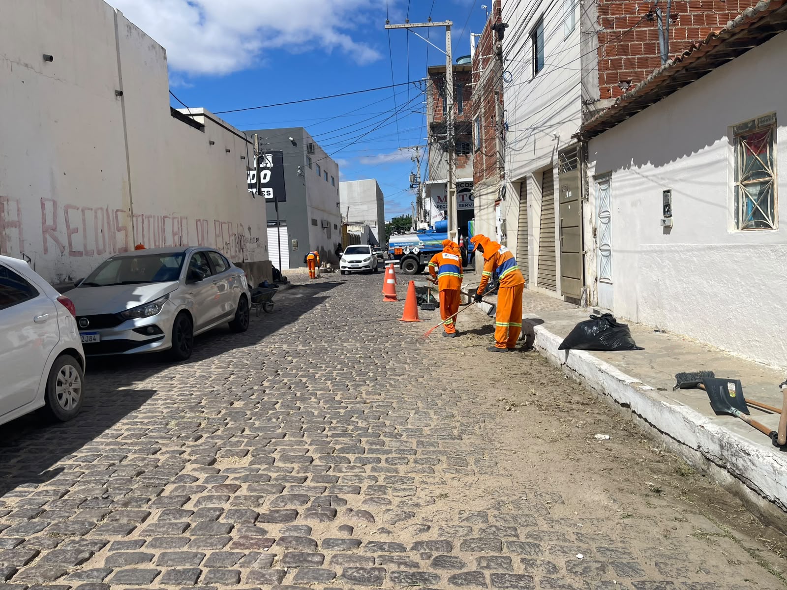 Juazeiro Limpa nos Bairros intensifica mutirões e leva mais limpeza e qualidade de vida à população