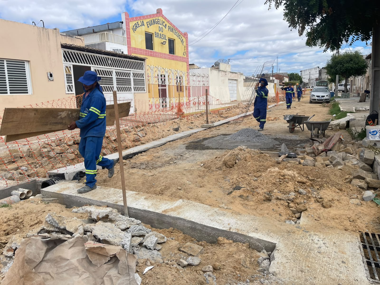 PROJUÁ na Infraestrutura: Rua da Síria recebe obra de drenagem para acabar com décadas de alagamentos