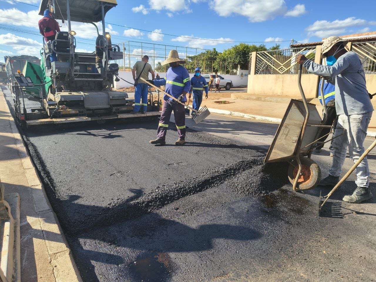 Pavimentação avança no NH2 e garante mais mobilidade e qualidade de vida aos moradores
