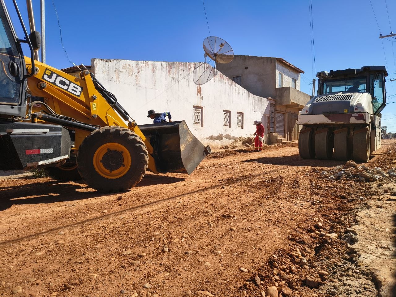 Projua na pavimentação: entre a poeira e a esperança, moradores celebram obras em Mandacaru
