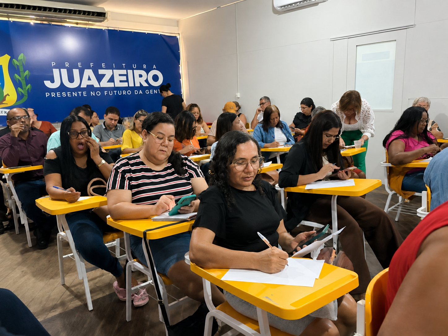 Prefeitura de Juazeiro inicia 3ª etapa do Servidor no Azul com foco em educação financeira