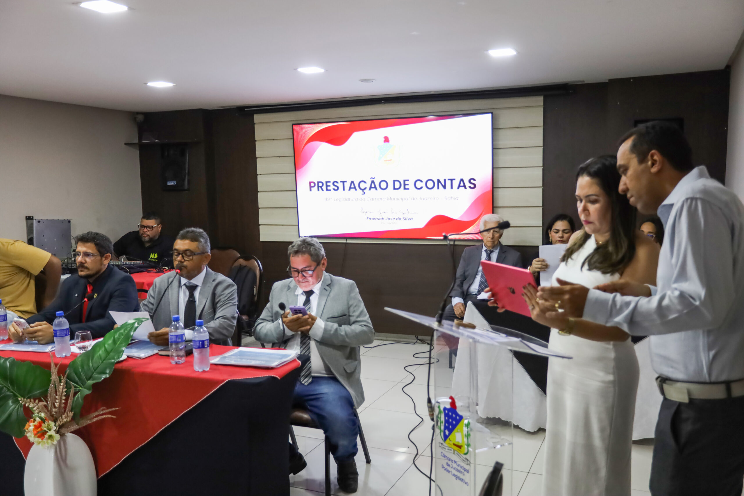 Juazeiro reduz dívida pública em R$ 84,8 milhões e amplia investimentos em saúde e educação