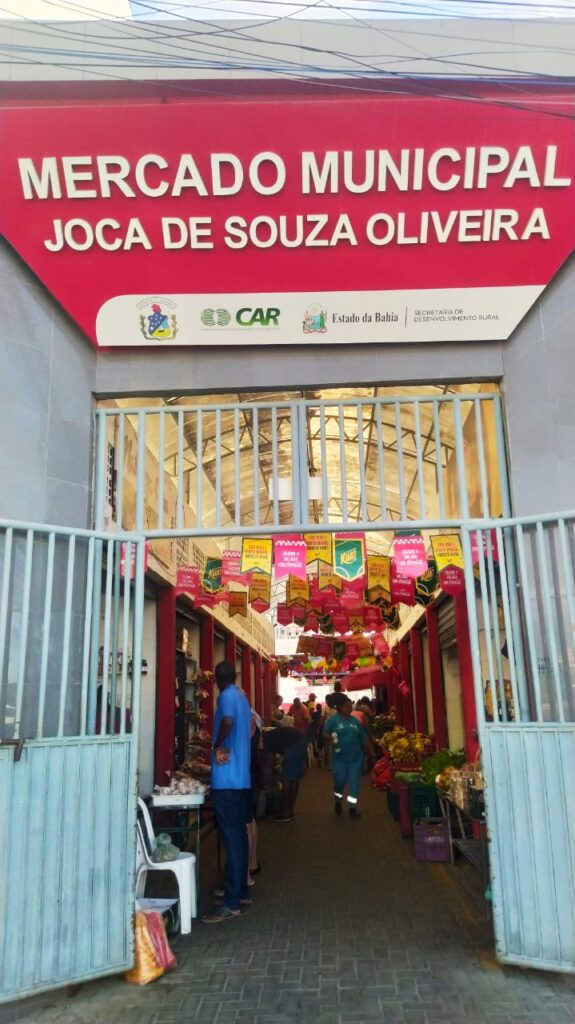 Prefeitura de Juazeiro convoca permissionários com boxes inativos no Mercado Joca de Souza Oliveira para regularizar situação