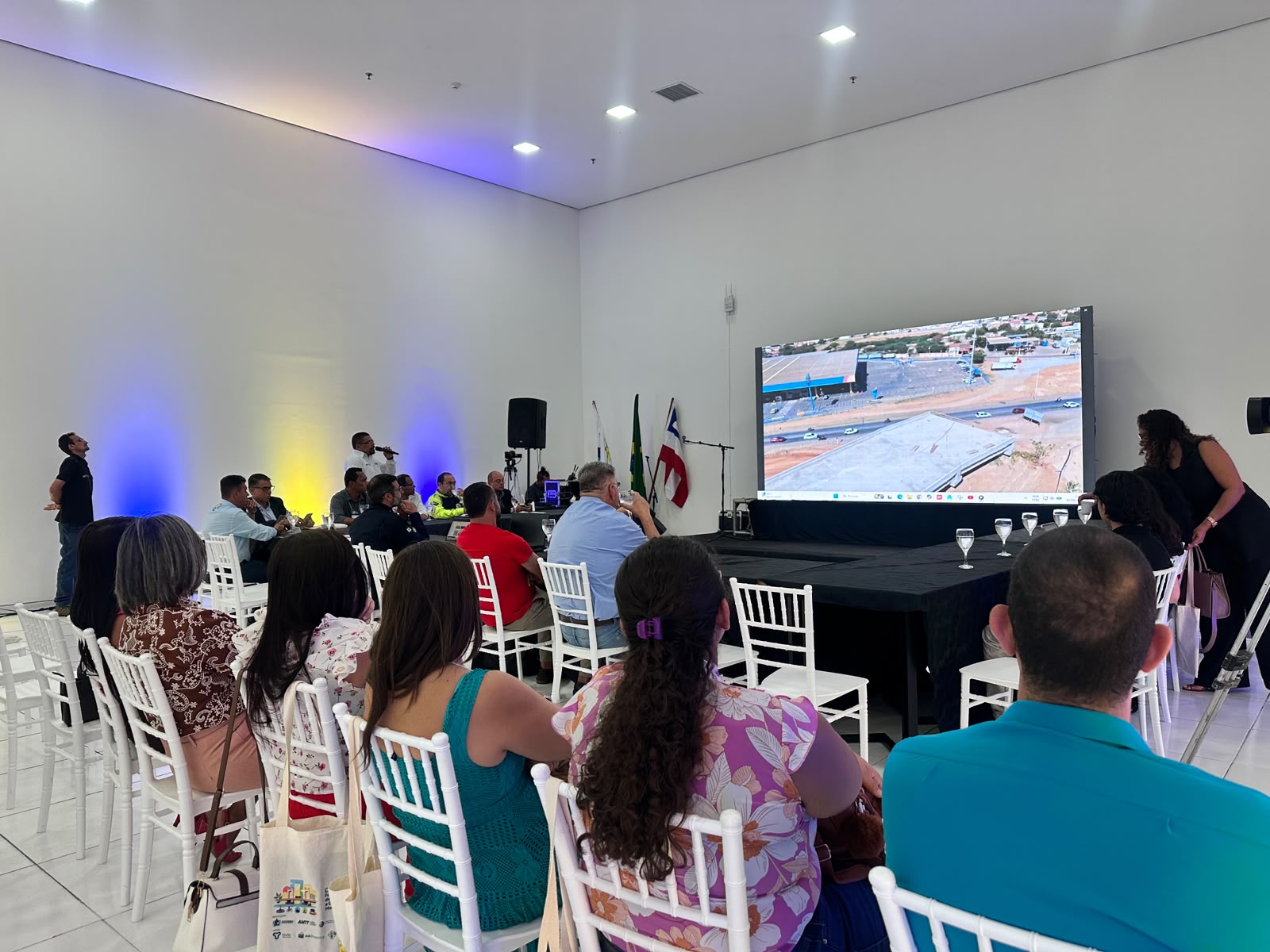Fórum Baiano de Mobilidade Urbana encerra programação em Juazeiro com debates sobre Travessia Urbana e estacionamento rotativo