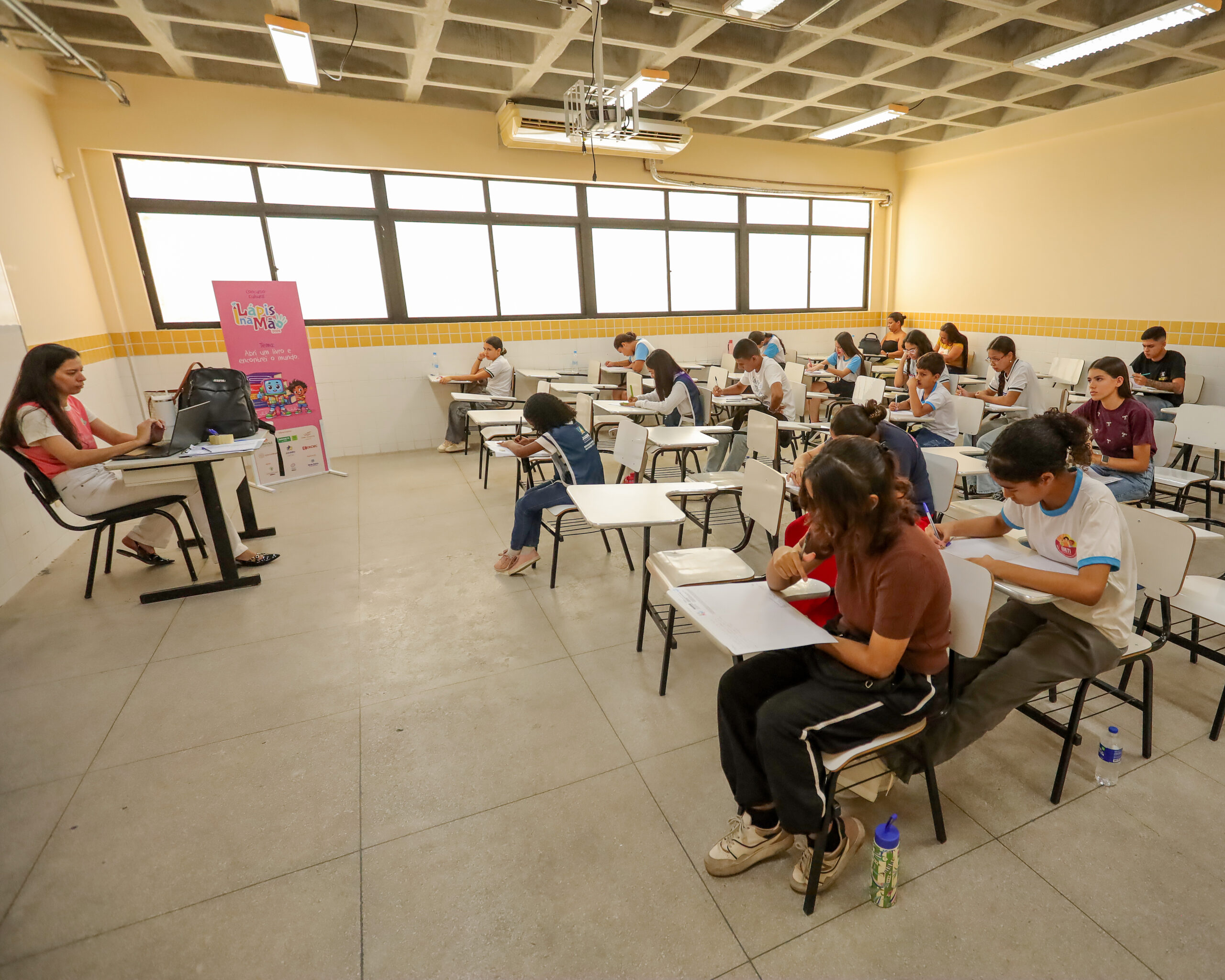 ‘Lápis na Mão’: estudantes de escolas municipais de Juazeiro participam da segunda fase do projeto